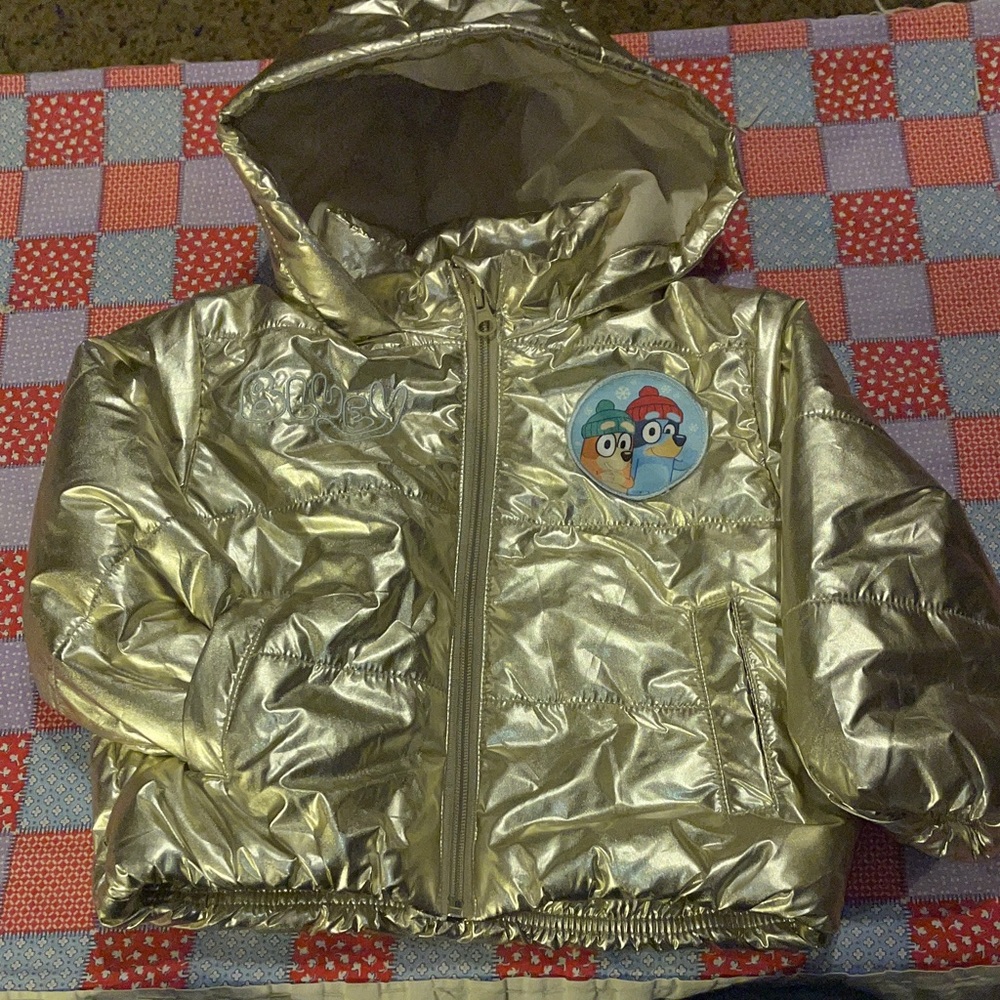 🎉Kids Shiny Gold Bluey Puffer Jacket. E409